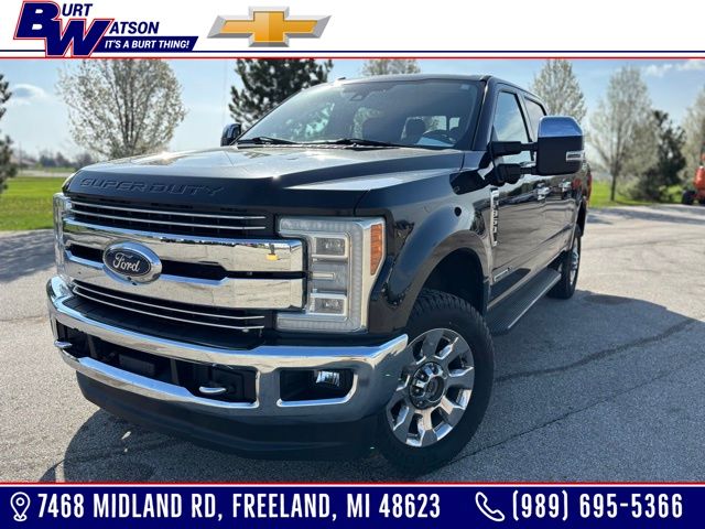 2017 Ford F-350SD Lariat photo