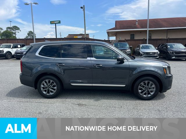 Used 2024 Gray Kia LX image 4