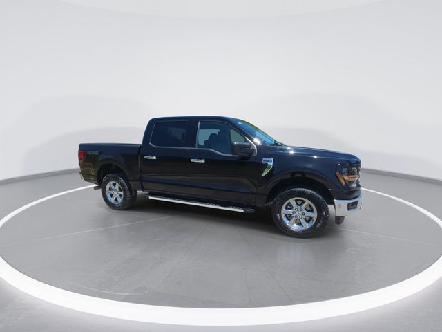Used 2025 Agate Black Metallic Ford XLT image 2