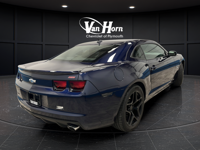 Used 2011 Imperial Blue Metallic Chevrolet SS image 3