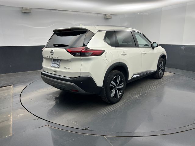 2021 Pearl White Tricoat Nissan Rogue SL AWD SUV