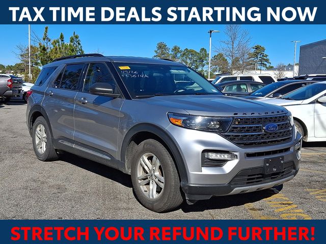 2022 Ford Explorer XLT's photo