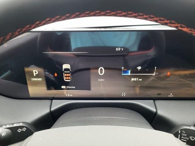 New 2025 White Nissan PRO-4X image 27