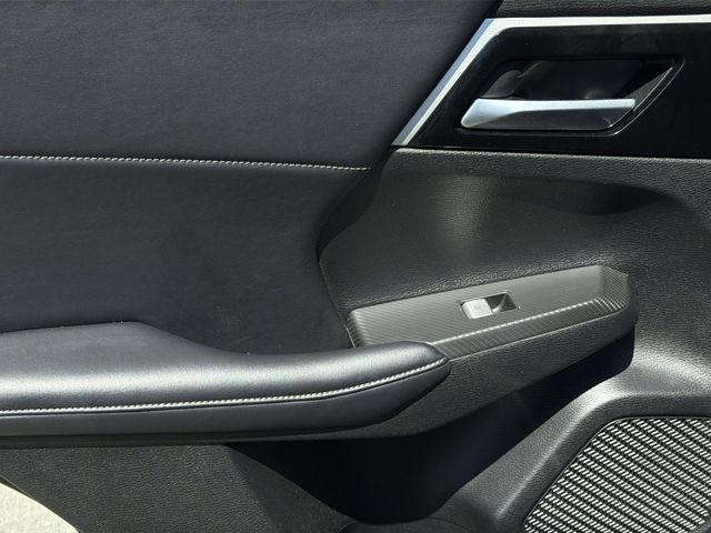 Used 2024 Black Mitsubishi  image 20