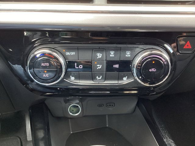 Used Car 2025 Chevrolet Trax  Activ For Sale Under $25,000 In San Antonio, Texas