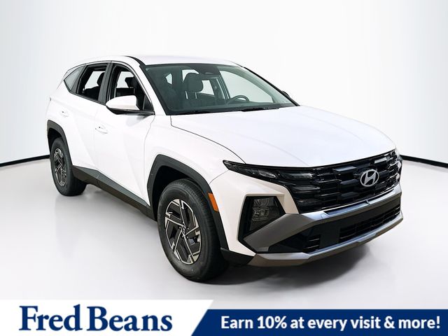 Creamy White Pearl 2026 Hyundai Tucson Hybrid Blue AWD SUV / Crossover All-Wheel Drive 6-Speed Automatic