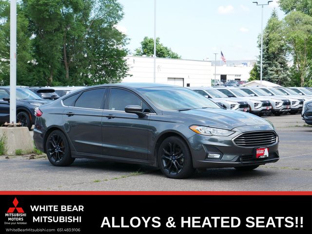 Gray 2019 Ford Fusion Sedan Front-Wheel Drive 6-Speed Automatic