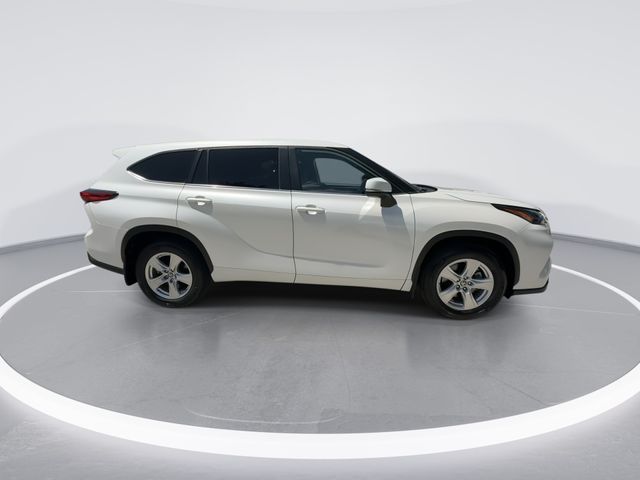 2024 Toyota Highlander - $33,998