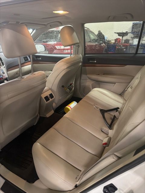 2013 Subaru Outback 2.5i White at Luther Ford