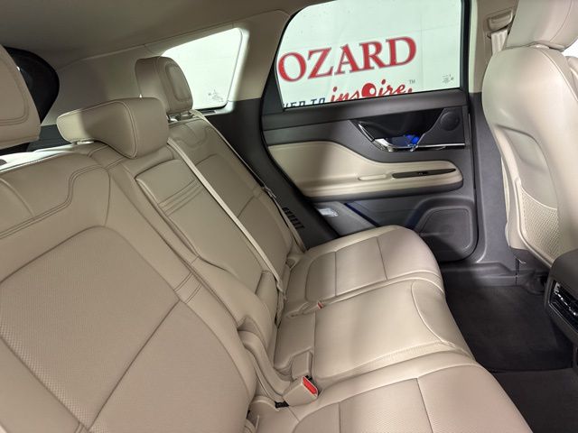 2024 Pristine White Metallic Tri-Coat Lincoln Corsair Grand Touring AWD SUV