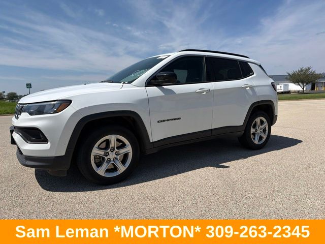 Bright White Clearcoat 2023 Jeep Compass SUV / Crossover Four-Wheel Drive 8-Speed Automatic