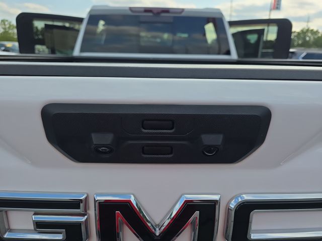 Used 2024 White GMC AT4 image 14