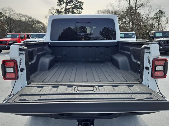 New 2026 White/off-white Jeep Mojave image 26