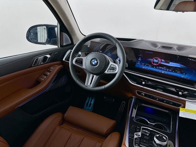 2025 BMW X7 M60i 24