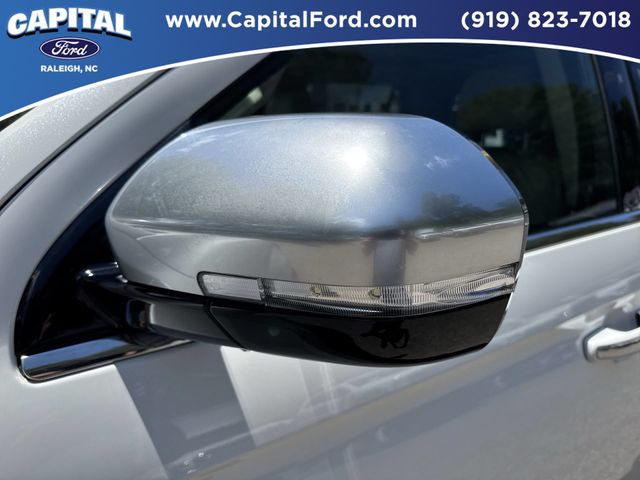 Used 2023 White Ford Platinum image 12