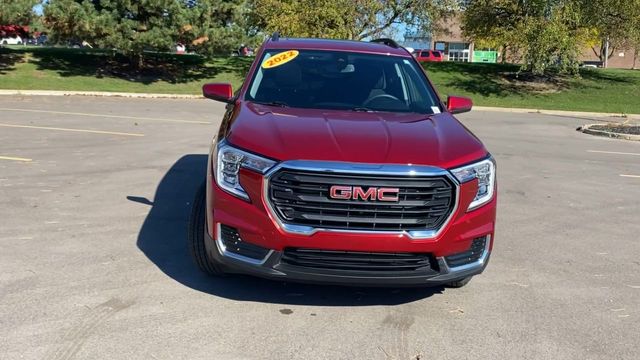 2022 GMC Terrain SLE 3