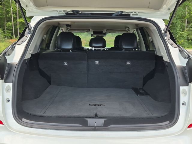 Used 2023 White Nissan SV image 23