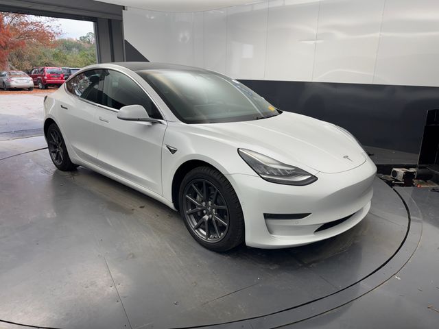 2019 Tesla Model 3 Mid Range 2