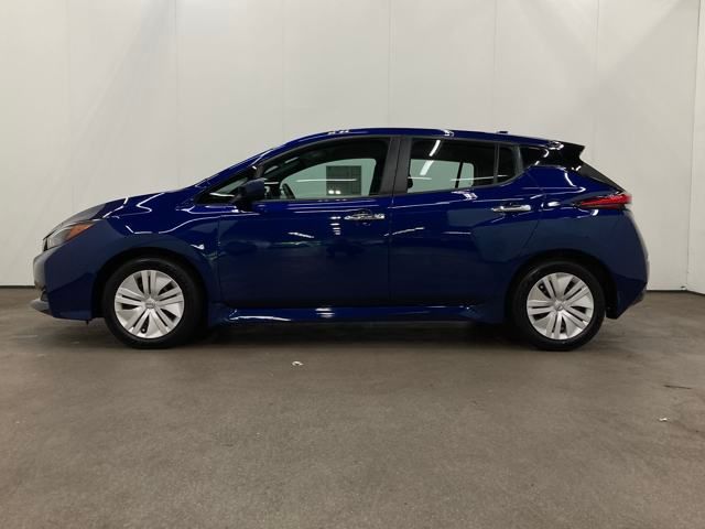 2022 Nissan LEAF S