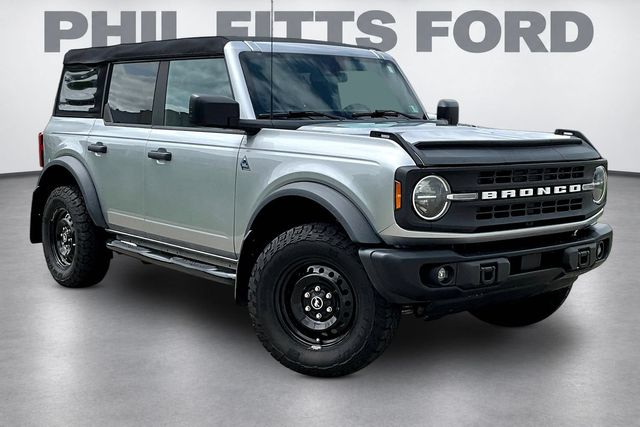 2023 Ford Bronco Black Diamond - 0