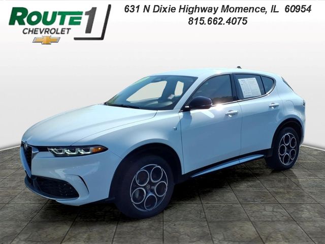 Milano White 2024 Alfa Romeo Tonale SUV / Crossover All-Wheel Drive 6-Speed Automatic