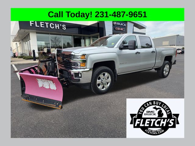 Silver Ice Metallic 2015 Chevrolet Silverado 2500HD LT Crew Cab 4WD Pickup Truck Four-Wheel Drive 6-Speed Automatic