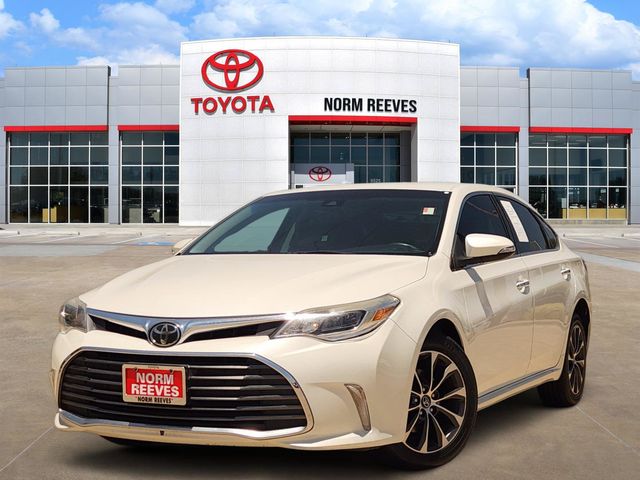 White (Blizzard Pearl) 2018 Toyota Avalon Sedan Front-Wheel Drive 6-Speed Automatic