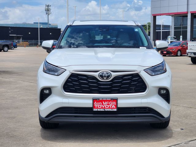 2023 Toyota Highlander XLE Beige at Don McGill Toyota