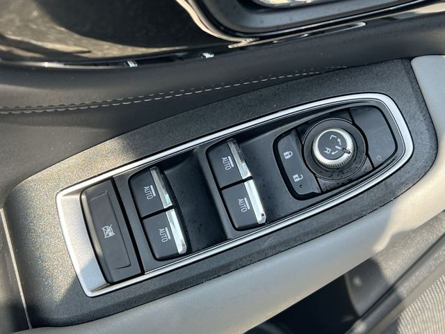 Used 2024 Silver Subaru Limited image 33