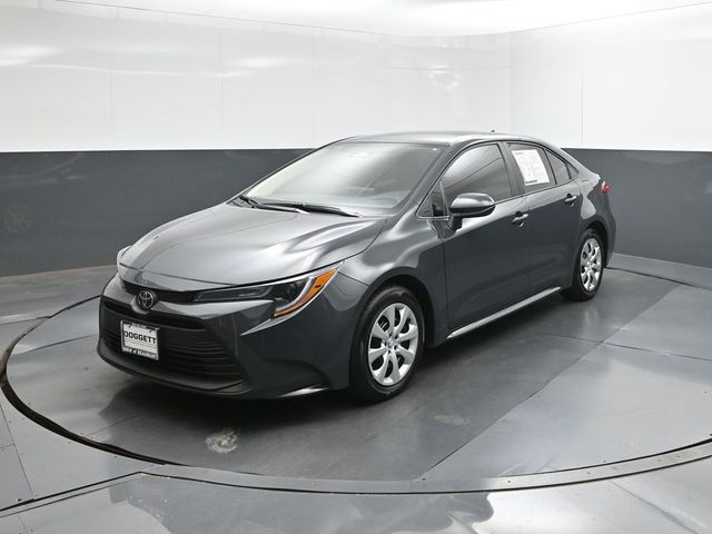 Used 2025 Toyota Corolla LE