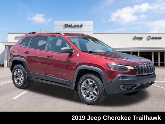 Velvet Red Pearlcoat 2019 Jeep Cherokee SUV / Crossover Four-Wheel Drive 9-Speed Automatic