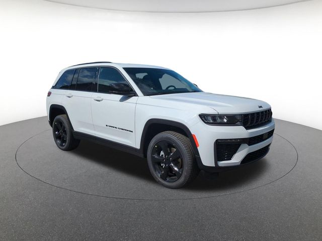 new 2026 Jeep Grand Cherokee car, priced at $43,550