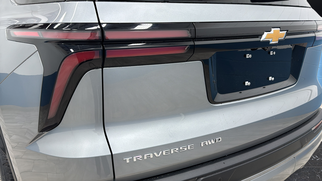 New 2026 Sterling Gray Metallic Chevrolet LT image 38