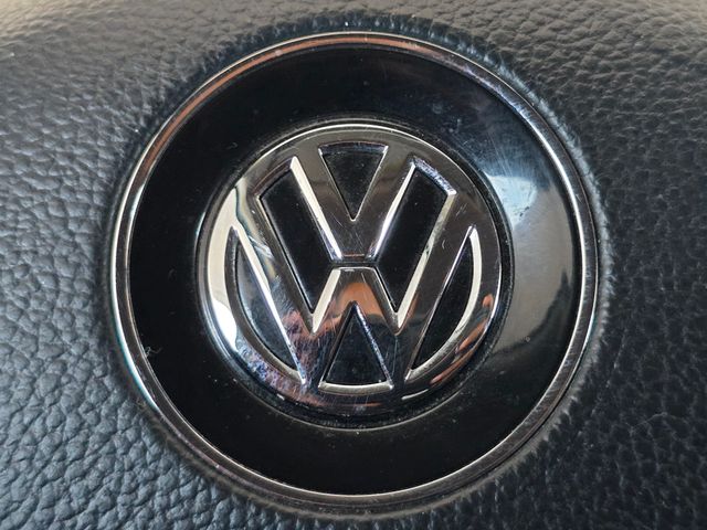 Used 2018  Volkswagen 3.6L V6 SE image 11