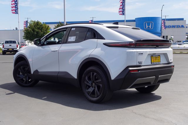 New 2026 Toyota C-HR SUV