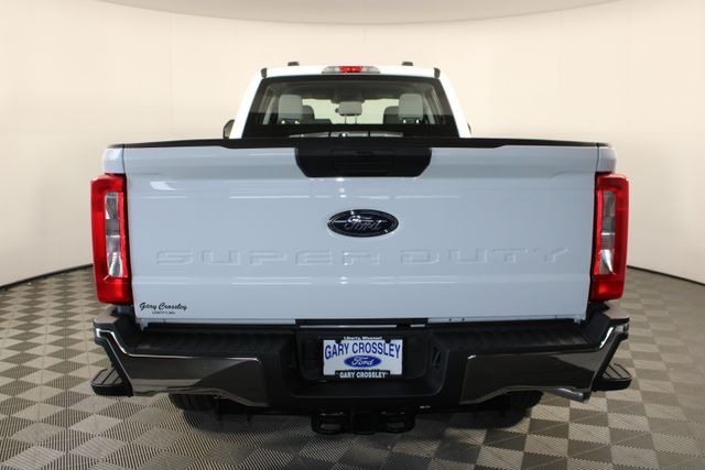 2026 Ford F-250 XL photo 2