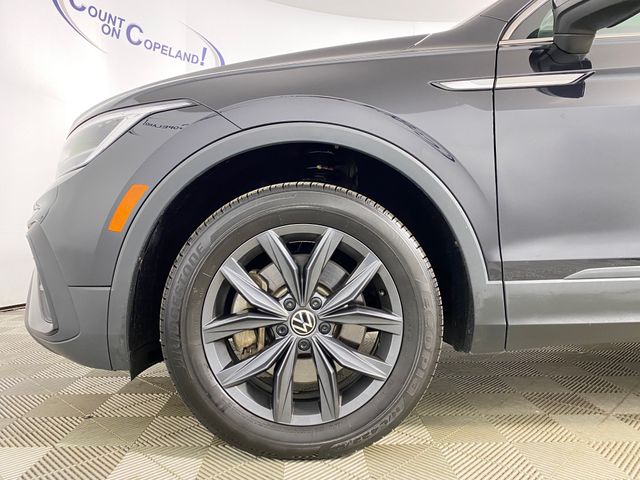 2022 Volkswagen Tiguan 2.0T SE photo