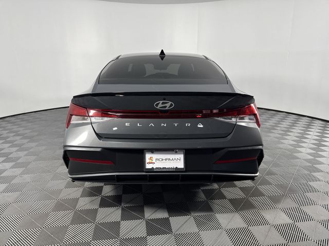 New 2025 Hyundai Elantra For Sale in Indianapolis, IN