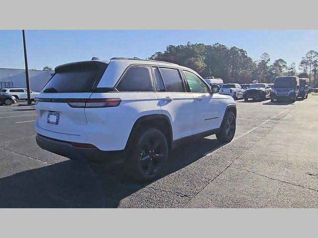 2026 Jeep Grand Cherokee Limited 4x2