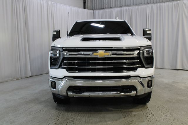 Used 2024 White Chevrolet LTZ image 36