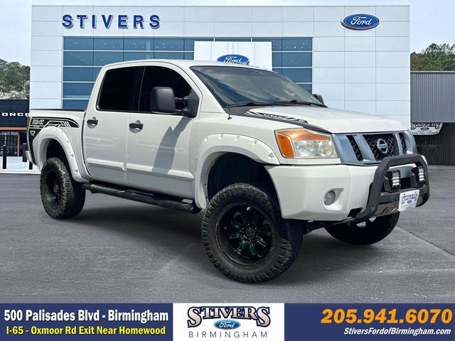 2013 Nissan Titan S Crew Cab 4WD