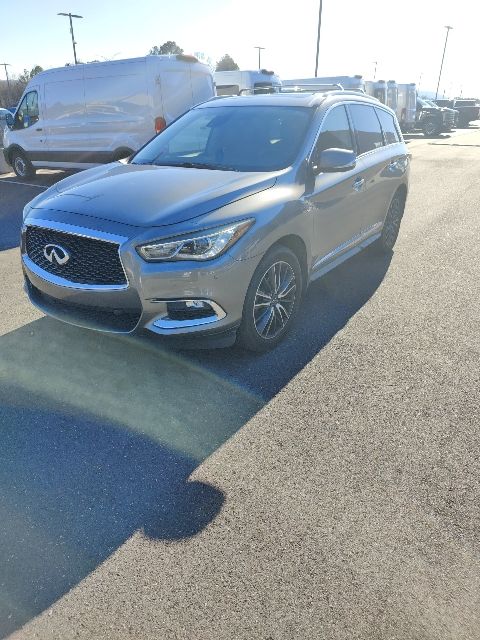 2018 INFINITI QX60 Base 2