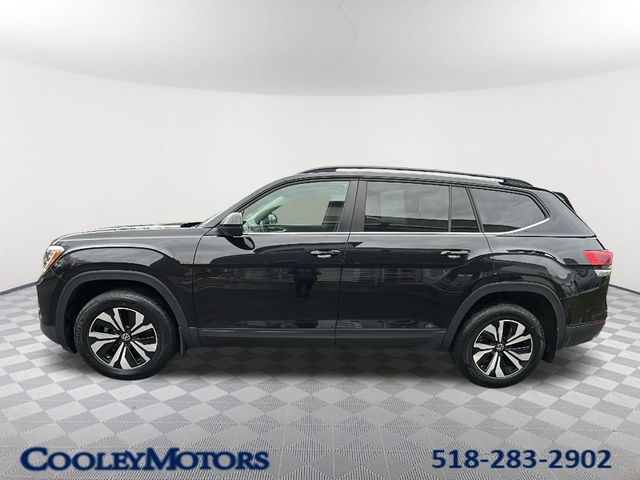 Deep Black 2024 Volkswagen Atlas SE 4Motion AWD SUV / Crossover All-Wheel Drive 8-Speed Automatic