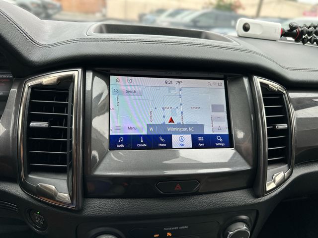 Used 2019 White Ford Lariat image 19