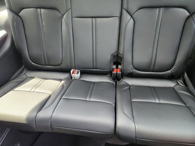 New 2026 White/off-white Jeep Upland image 20