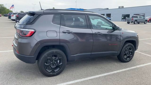 2023 Jeep Compass Trailhawk 8