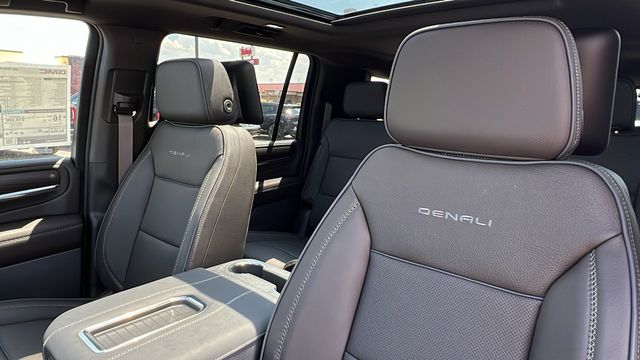 2024 GMC Yukon XL Denali 28