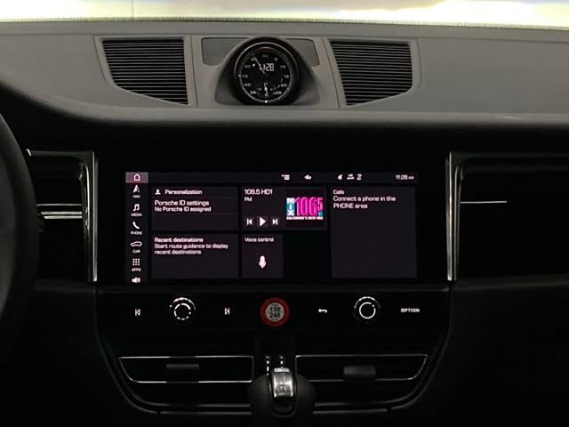 2025 Porsche Macan S