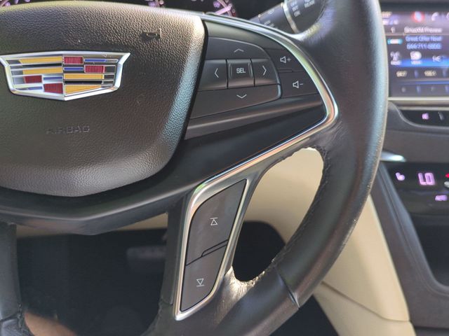 Used 2019 White Cadillac Luxury image 21