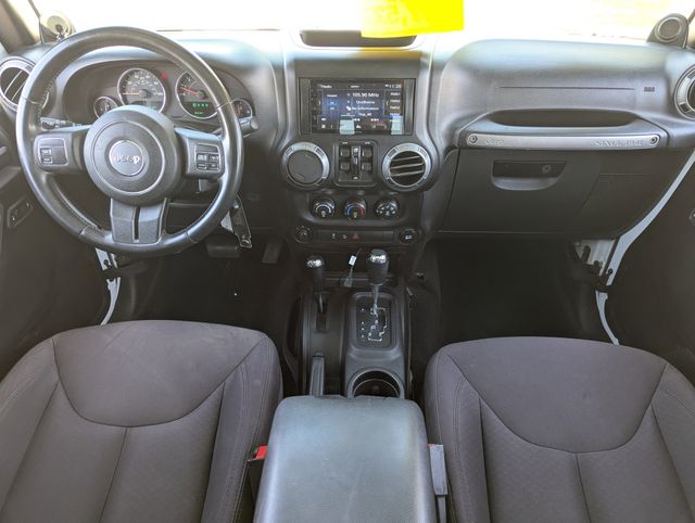 Used 2013 Bright White Clearcoat Jeep Unlimited Sport image 14